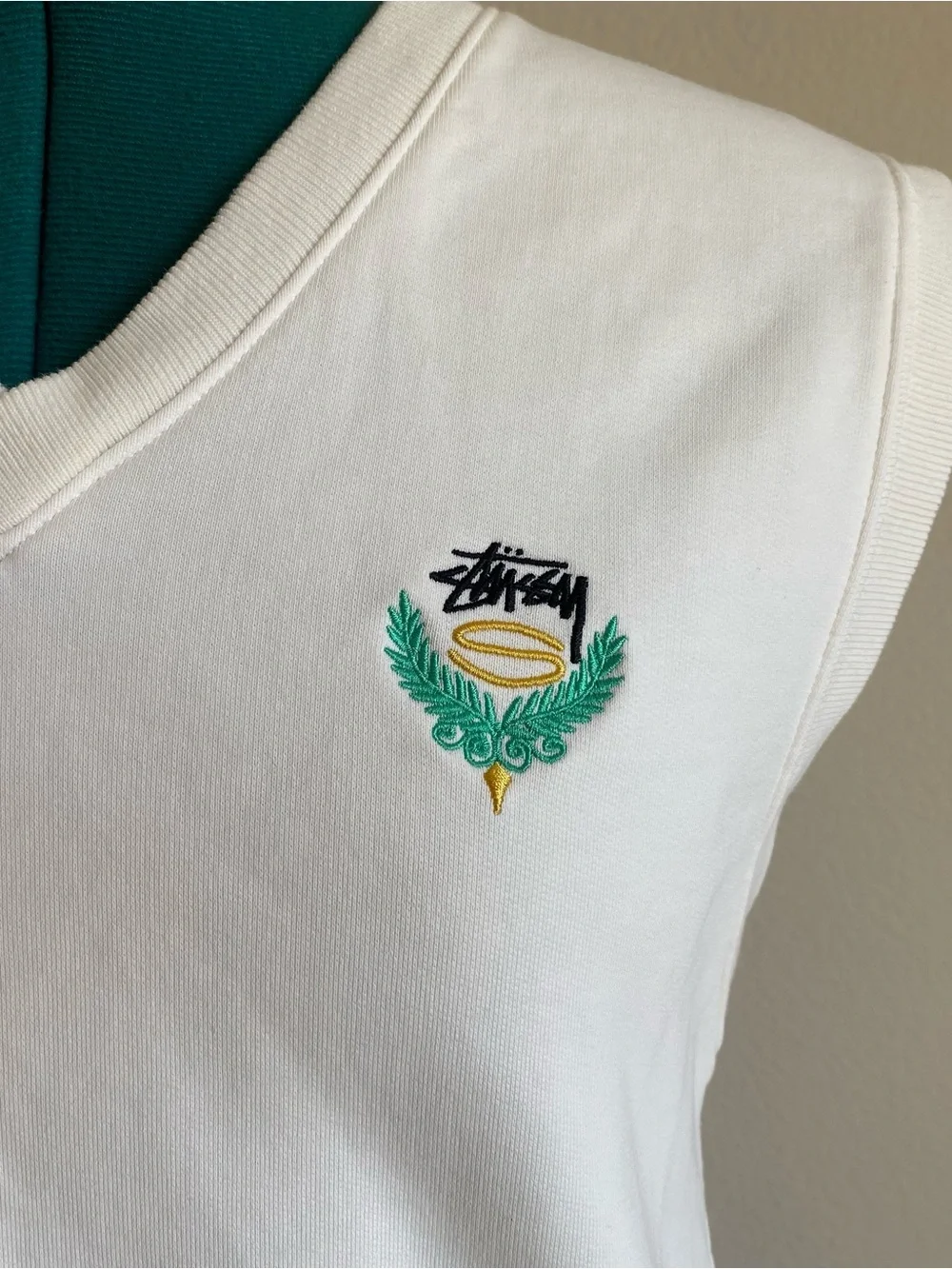 Stussy v-neck cotton fleece vest with embroidered logo, S